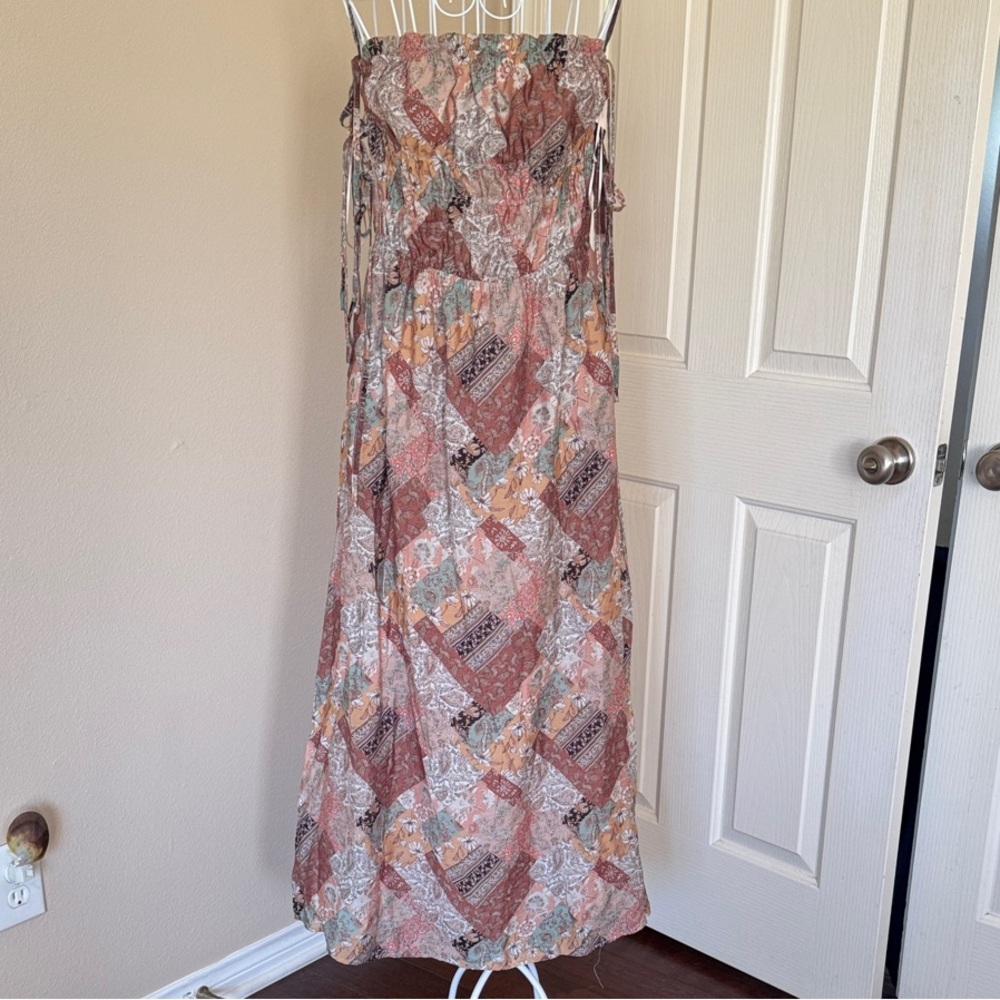 Elegant Strapless Patchwork Maxi Dress